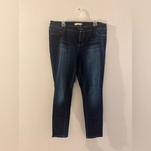 Elegant Navy Skinny Jeans for Women